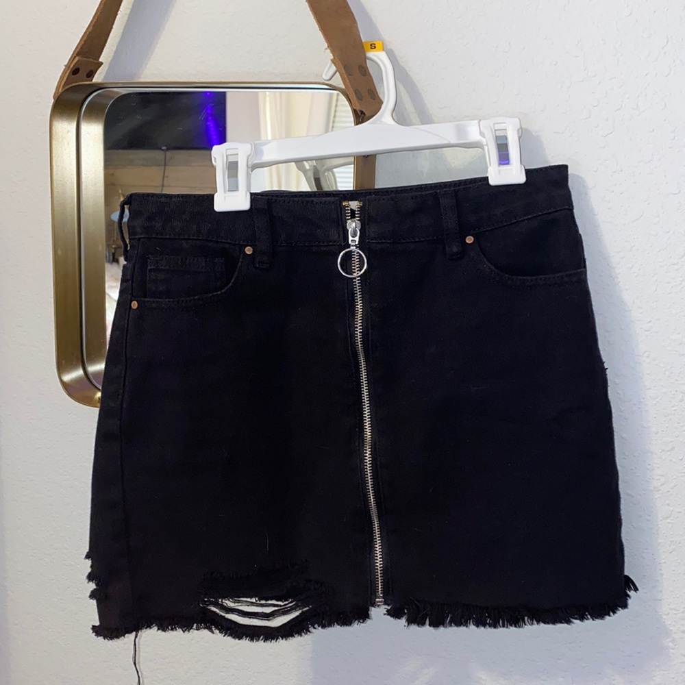 Black Pac Sun skirt